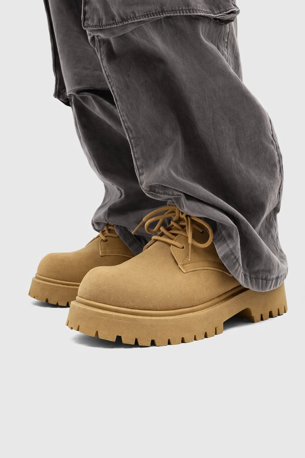 Klobige Derby-Schuhe