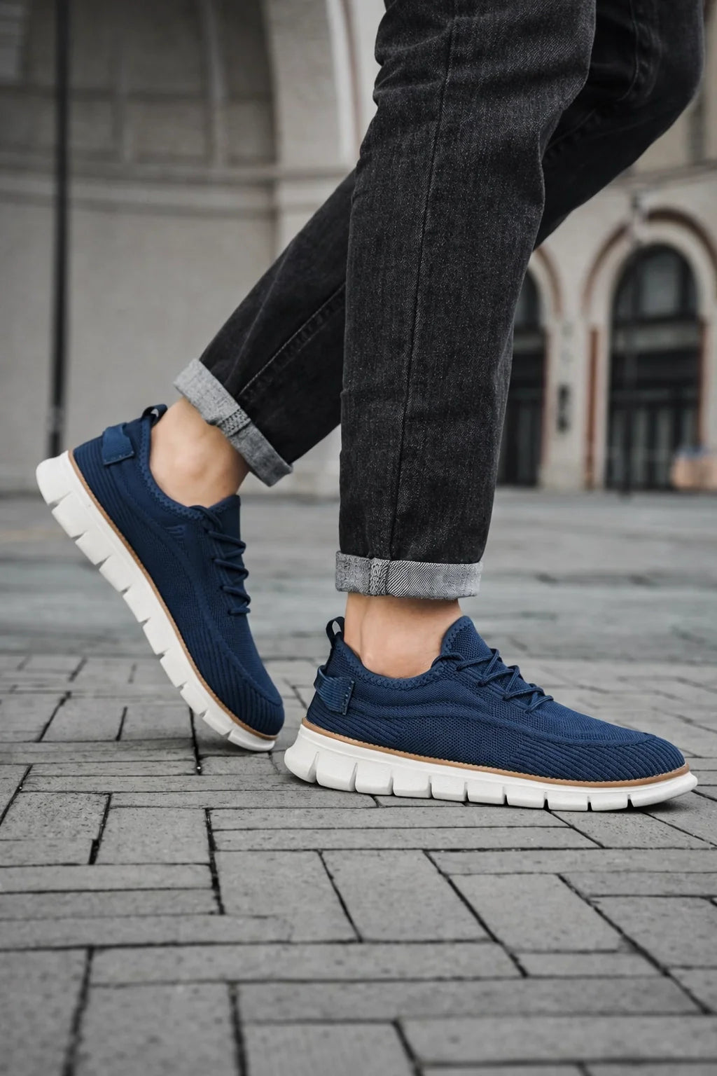 Men’s Outdoor Sneakers