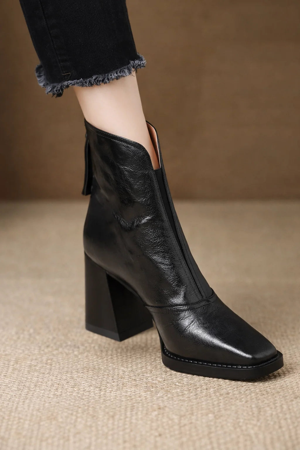 Square Head V Notch Heels